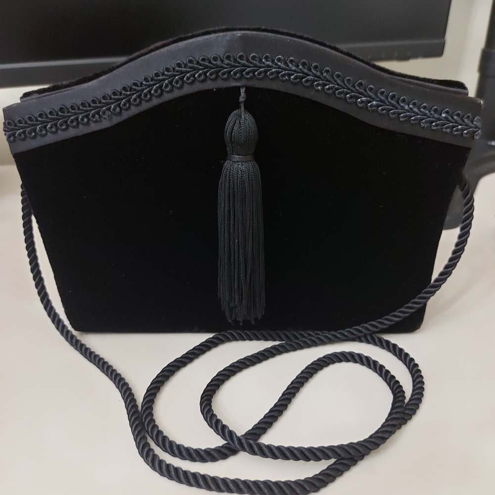 Vintage Elegant Velvet Black Tassel Evening Bag/Clutch